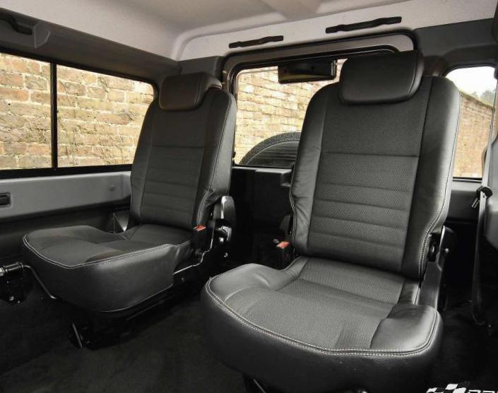 90 Single Cab Pick Up Land Rover sale 2013