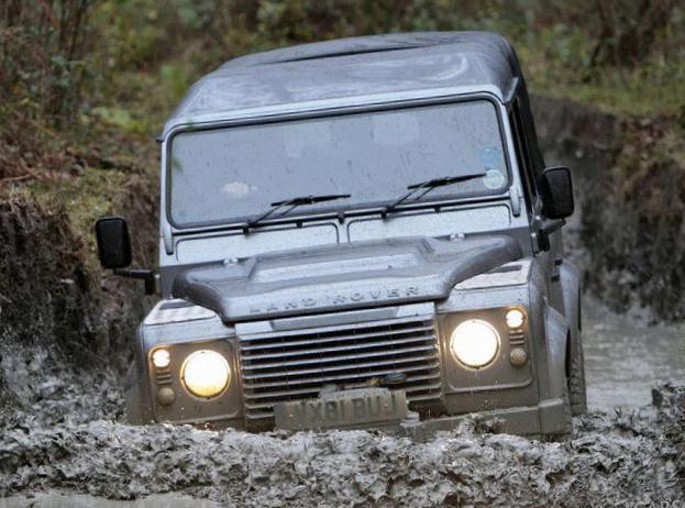 Land Rover 110 Double Cab Pick Up review suv
