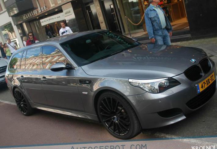 BMW M5 Touring (E61) review 2011