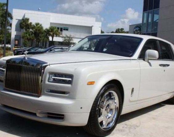 Phantom Rolls-Royce usa suv
