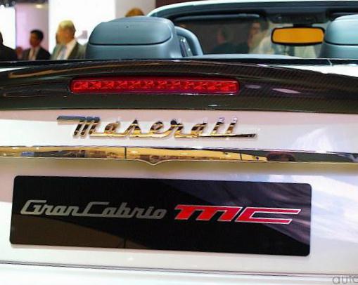 Maserati GranCabrio MC auto hatchback