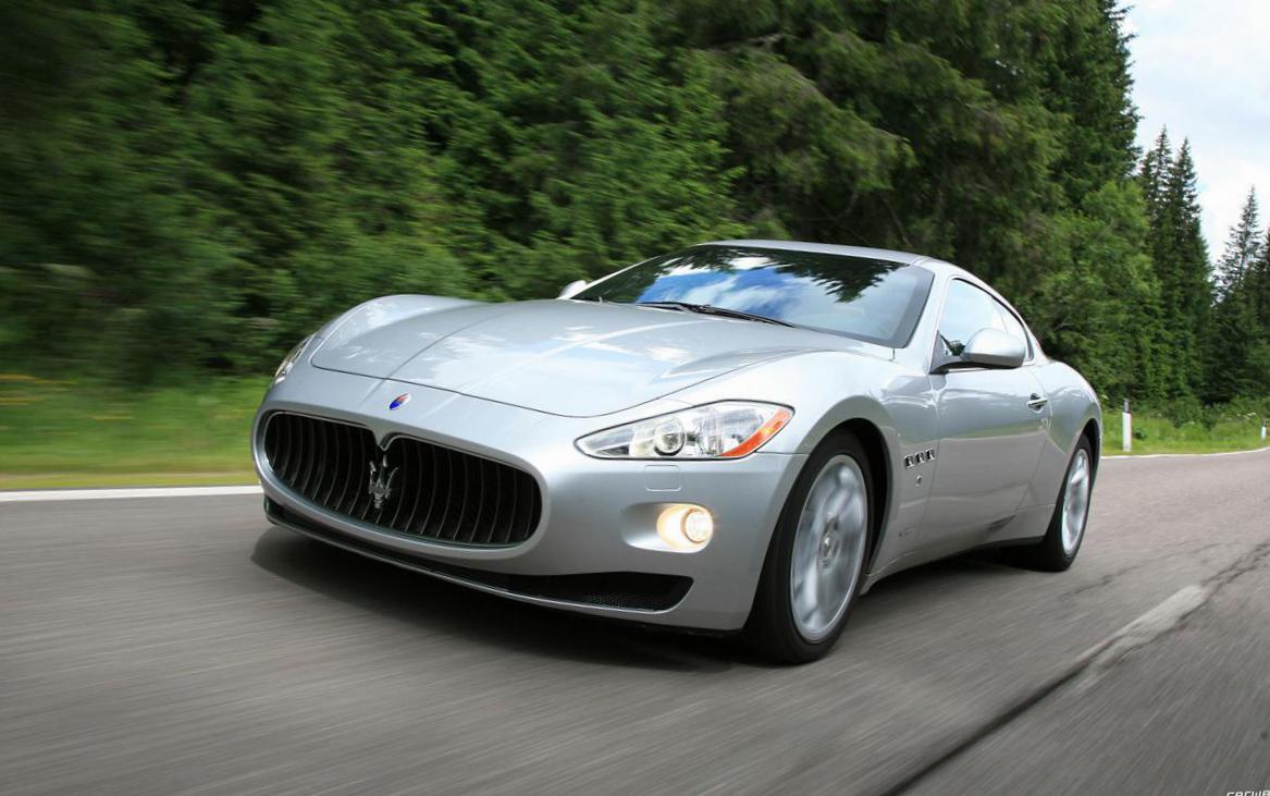 GranTurismo Maserati approved sedan