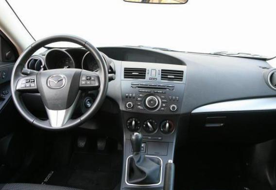 Mazda 3 Hatchback price 2013
