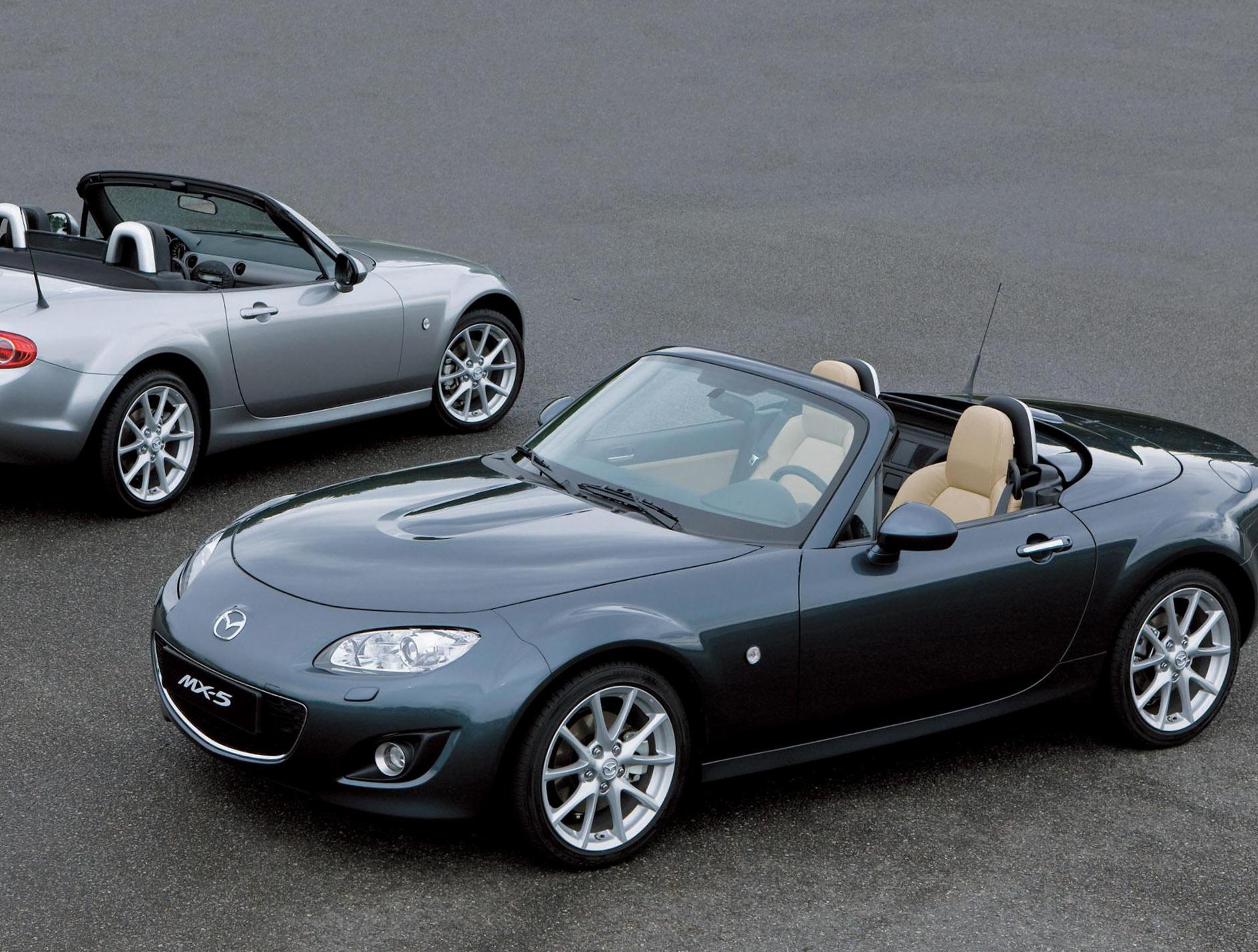 MX-5 Roadster Coupe Mazda for sale 2009