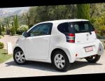 Toyota iQ Characteristics Toyota iQ Characteristics 2010