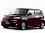 Daihatsu Materia review Daihatsu Materia review 2004